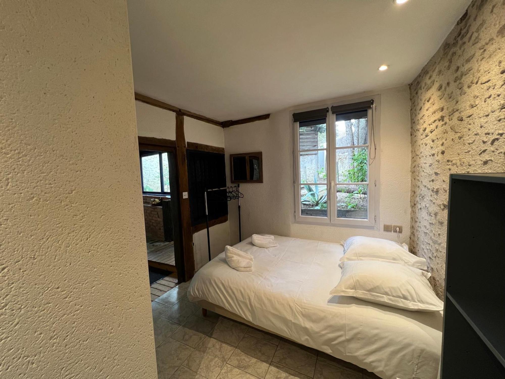 Rigolet Maison En Ville Avec Piscine Interieure Le Controis-en-Sologne Экстерьер фото